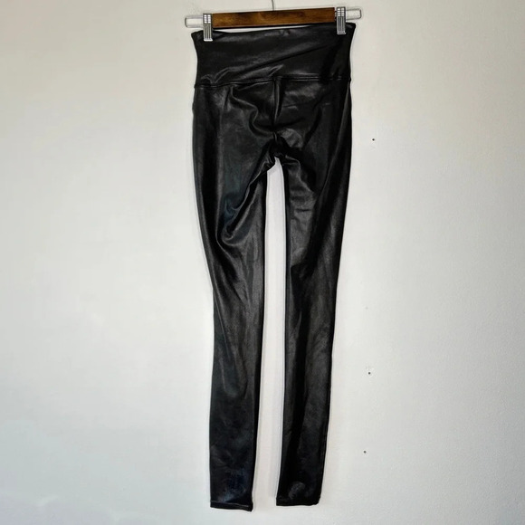 Spanx Faux Leather Leggings Size S - Picture 8 of 10